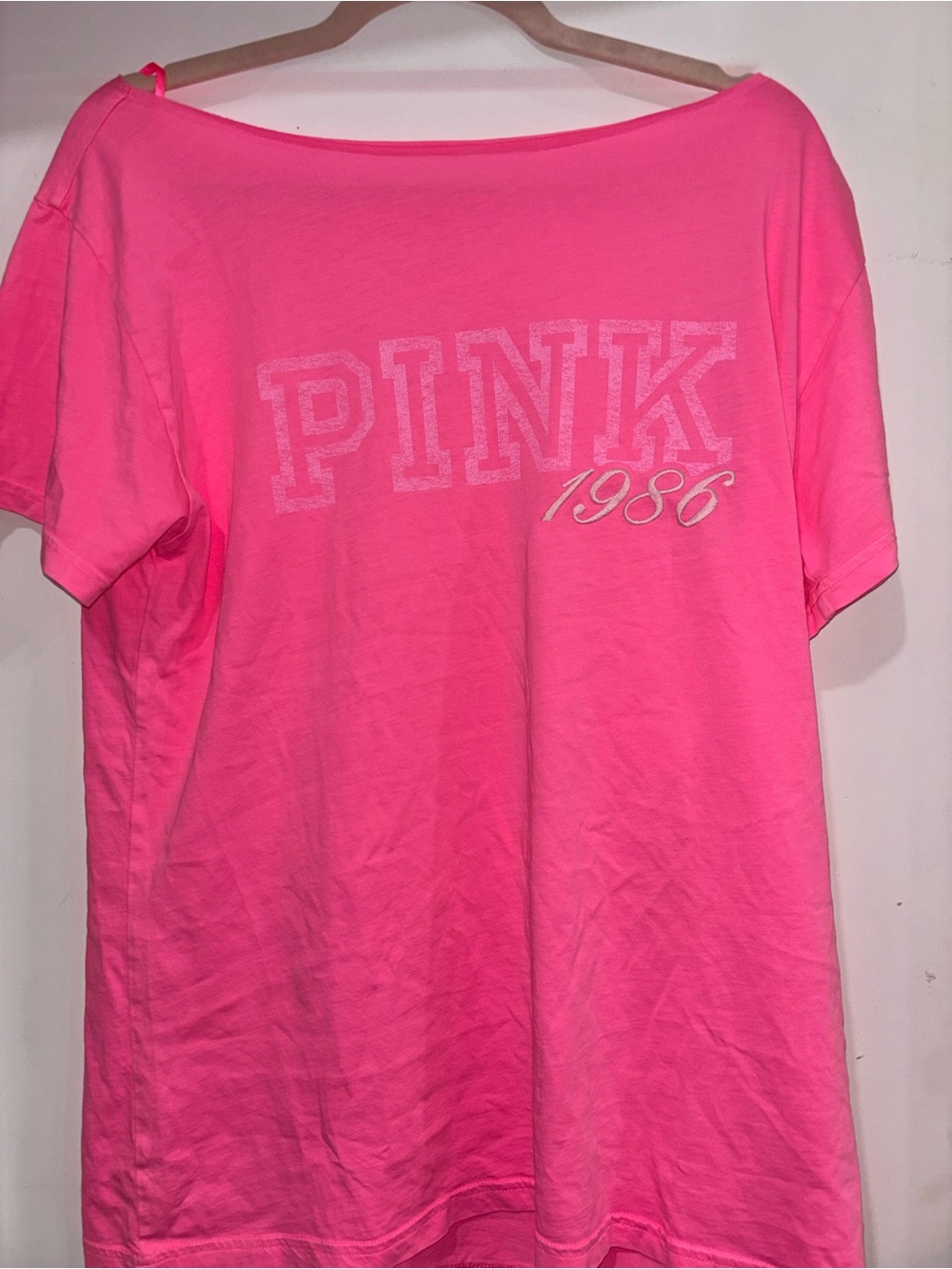 PINK Victoria's Secret Boatneck Graphic Tee - Hot Pink